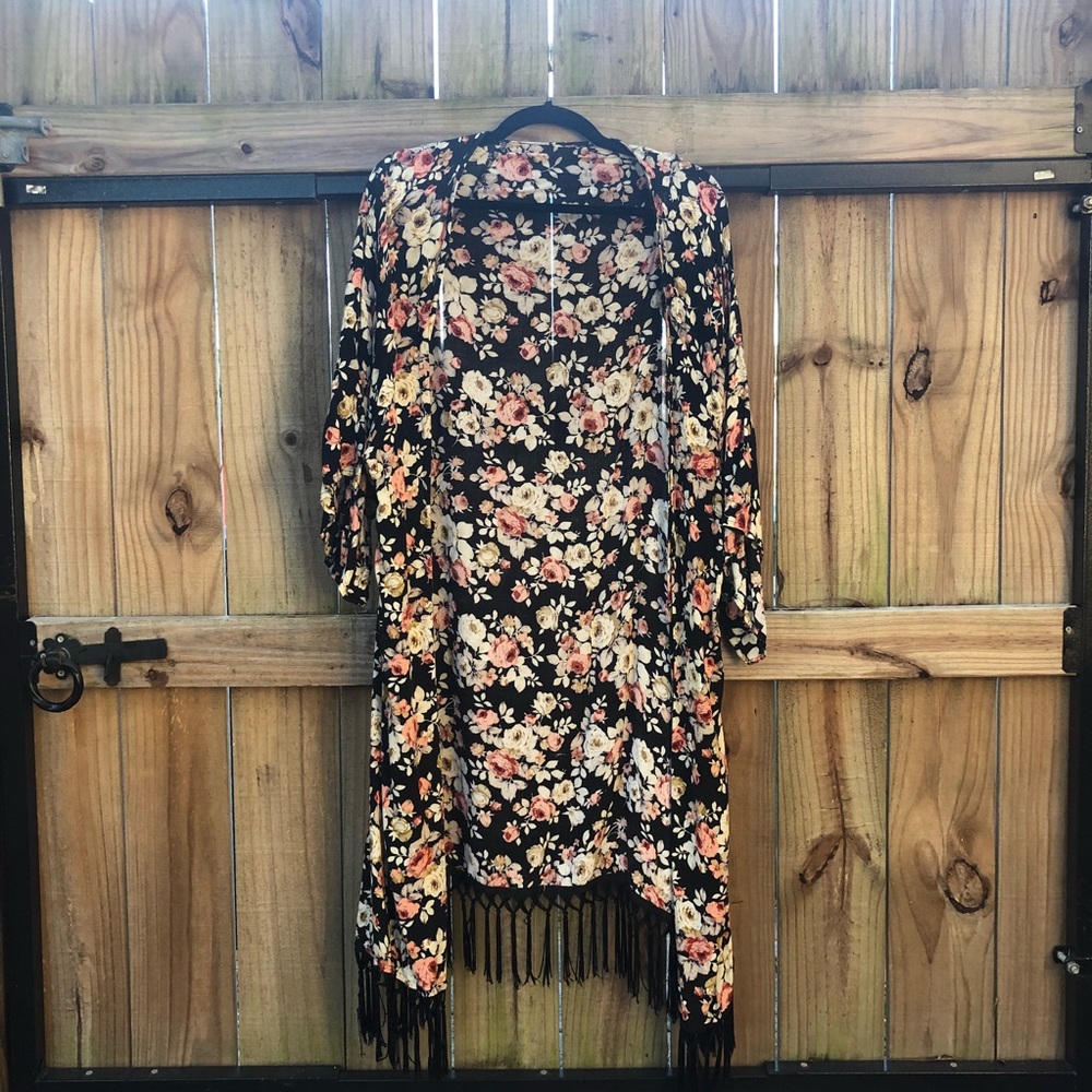 Forever 21 Floral Kimono